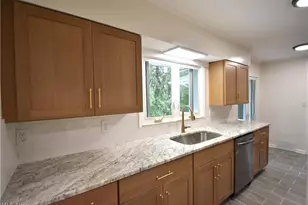 5347 Old Oxford Ln, Youngstown, OH 44512 - Photo 16