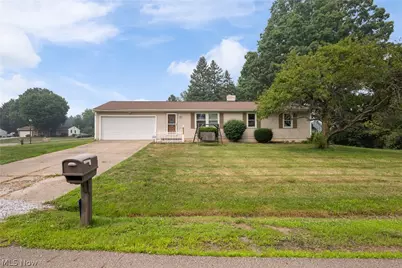 8311 Parkford Street NW, Massillon, OH 44646 - Photo 2