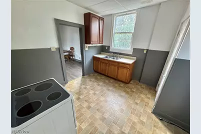 814 Grandview Avenue, Coshocton, OH 43812 - Photo 8