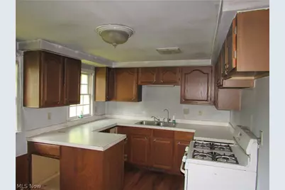 3240 Menough Road, Ravenna, OH 44266 - Photo 2