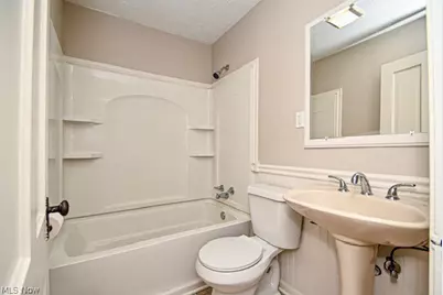 2817 Fletcher Avenue NE, Canton, OH 44705 - Photo 24