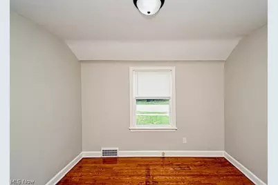 2817 Fletcher Avenue NE, Canton, OH 44705 - Photo 18
