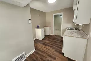16401 Judson Dr, Loveland, OH 44128 - Photo 2