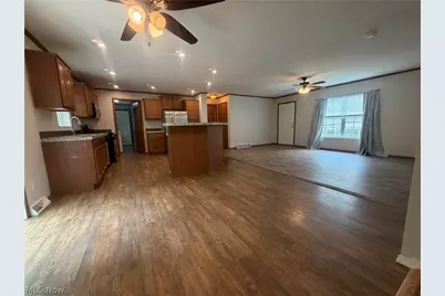 40 Tuckmere Drive, Painesville, OH 44077 - Photo 6