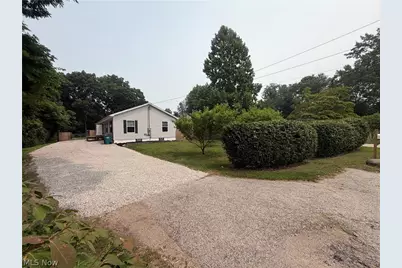 40 Tuckmere Drive, Painesville, OH 44077 - Photo 2