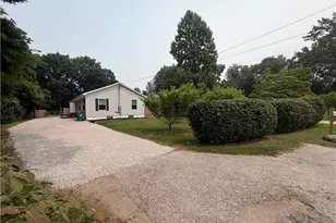 40 Tuckmere Dr, Painesville, OH 44077 - Photo 2