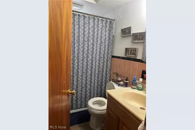 2424 Triplett Boulevard, Akron, OH 44312 - Photo 6