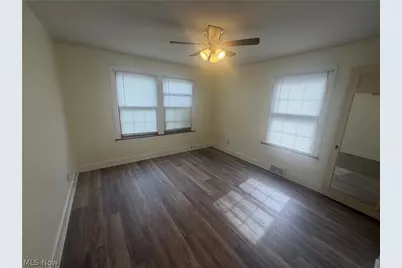 428 W Midlothian Boulevard, Youngstown, OH 44511 - Photo 10
