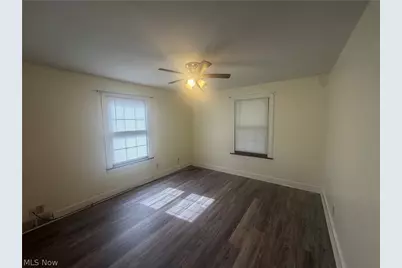428 W Midlothian Boulevard, Youngstown, OH 44511 - Photo 12