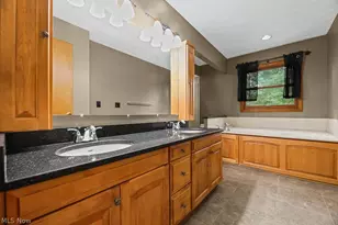 315 Valley Brook Oval, Hinckley, OH 44233 - Photo 22