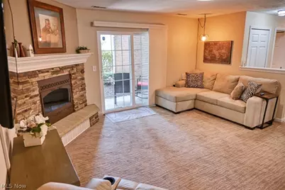 3395 Lenox Village Drive #148, Fairlawn, OH 44333 - Photo 2