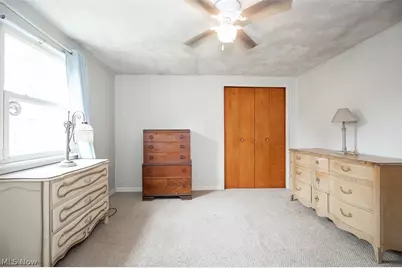 12762 Saint James Drive, Mantua, OH 44255 - Photo 14