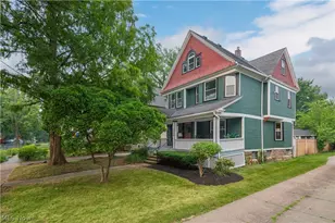 1302 W 111th St, Loveland, OH 44102 - Photo 2