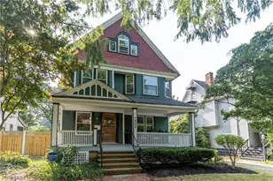 1302 W 111th St, Loveland, OH 44102 - Photo 1