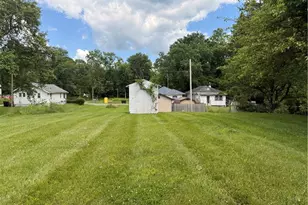 552 Gray St, Zanesville, OH 43701 - Photo 16