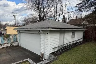 3895 E 151st St, Loveland, OH 44128 - Photo 4