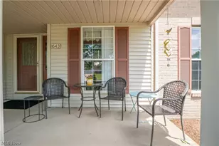 1643 Southpointe Cir NE, Canton, OH 44714 - Photo 4
