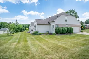 1643 Southpointe Cir NE, Canton, OH 44714 - Photo 40