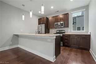 1262 W 70th St, Loveland, OH 44102 - Photo 14