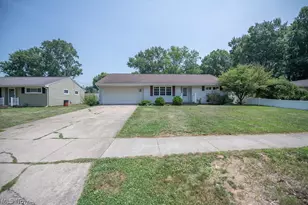 129 S James St, Dover, OH 44622 - Photo 4
