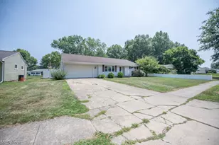 129 S James St, Dover, OH 44622 - Photo 6
