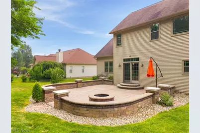 2559 Chadwell Circle NW, North Canton, OH 44720 - Photo 4
