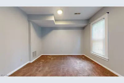2053 W 95th Street, Loveland, OH 44102 - Photo 8