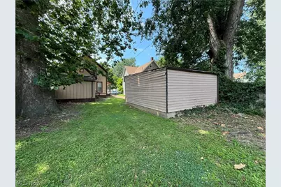 2053 W 95th Street, Loveland, OH 44102 - Photo 38