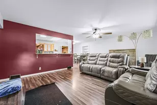 306 E Beech St, Alliance, OH 44601 - Photo 4