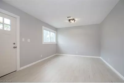 12215 Guardian Boulevard, Loveland, OH 44135 - Photo 4