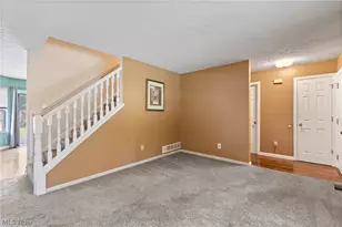 2483 Clara St, Cuyahoga Falls, OH 44221 - Photo 8