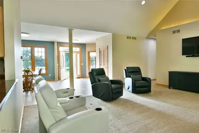 9216 Warren Painesville Road, South Bloomfield, OH 44450 - Photo 16