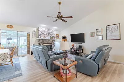 336 Middlefield Court, Painesville, OH 44077 - Photo 4