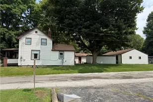 1644 W Mahoning Trumbull Co Line Rd, Mineral Ridge, OH 44440 - Photo 14