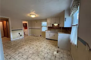 1644 W Mahoning Trumbull Co Line Rd, Mineral Ridge, OH 44440 - Photo 2