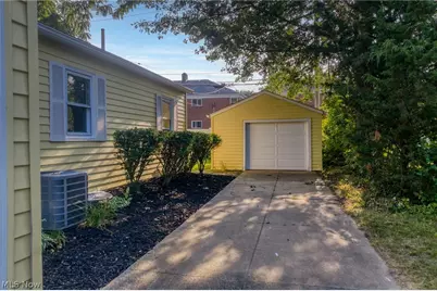 2330 21 Street, Cuyahoga Falls, OH 44223 - Photo 48