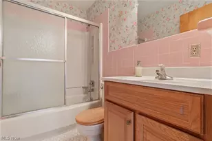 4290 Woodedge Blvd, New Franklin, OH 44319 - Photo 32