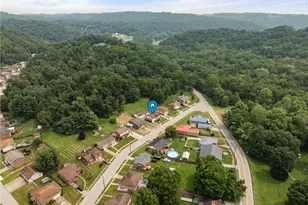 333 Patricia Ave, Weirton, WV 26062 - Photo 36