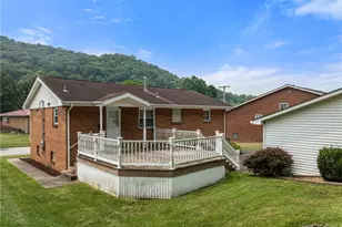 333 Patricia Ave, Weirton, WV 26062 - Photo 26