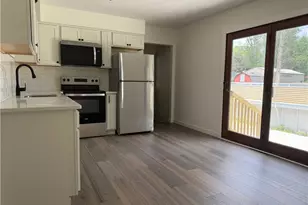 17964 Glendale Ave, Lake Milton, OH 44429 - Photo 4