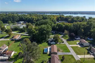 17964 Glendale Ave, Lake Milton, OH 44429 - Photo 4
