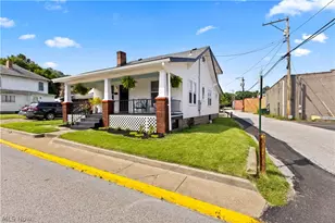 110 Mildren Ave, Weirton, WV 26062 - Photo 2