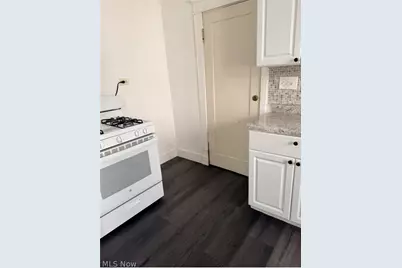 11913 Cromwell Avenue #Down, Loveland, OH 44120 - Photo 6