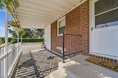 3002 15th Street NW, Canton, OH 44708 - Photo 2