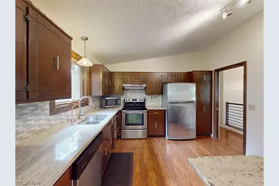 5484 Vermouth Street NW, North Canton, OH 44720 - Photo 10
