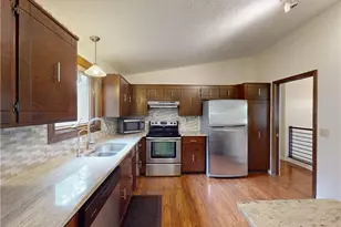 5484 Vermouth St NW, North Canton, OH 44720 - Photo 10