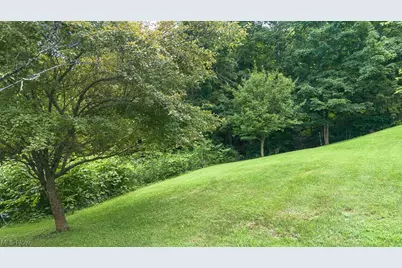 67480 Plum Street, Bridgeport, OH 43912 - Photo 22