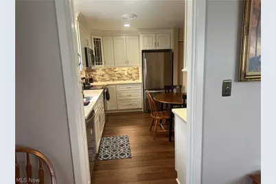 16100 Van Aken Boulevard #306, Huber Heights, OH 44120 - Photo 6