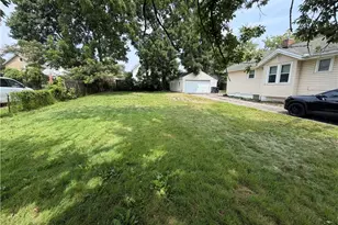 829 Indian Trail, Akron, OH 44314 - Photo 8