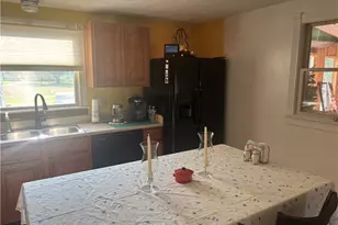 278 W Main St, Andover, OH 44003 - Photo 4
